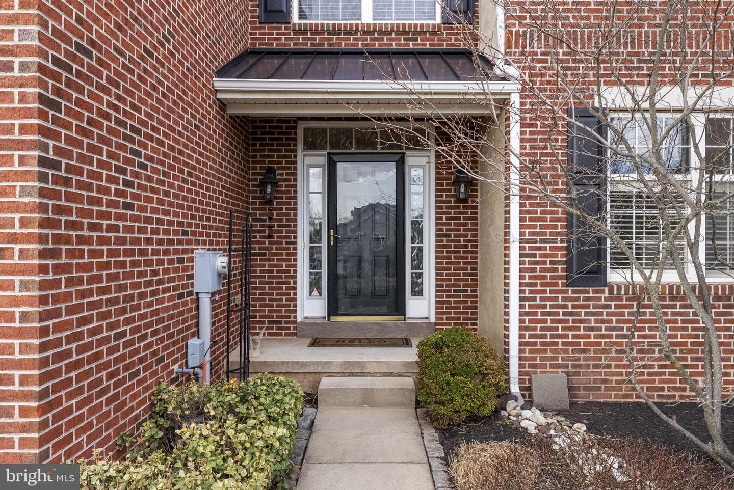 2143 Eastport Way photo 3