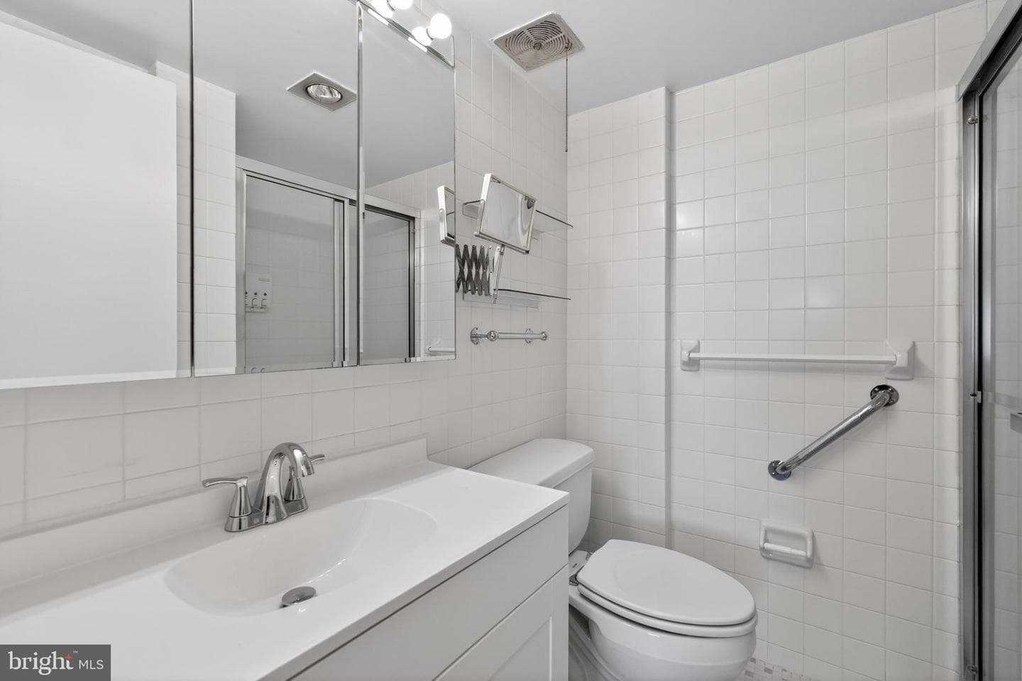 309 Florence Avenue #612-N photo 16