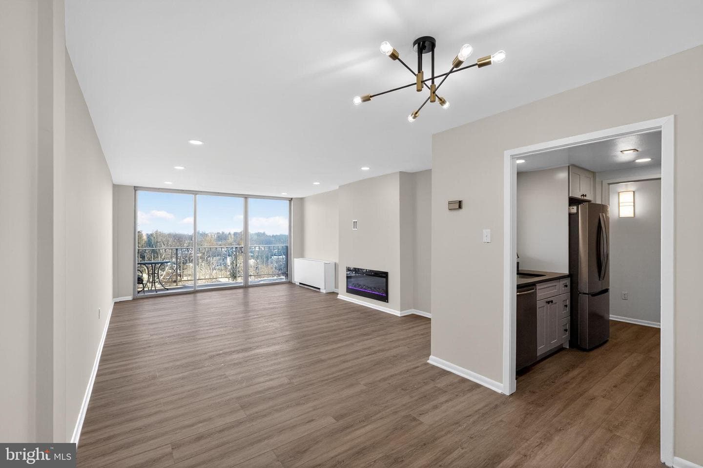 309 Florence Avenue #612-N photo 7