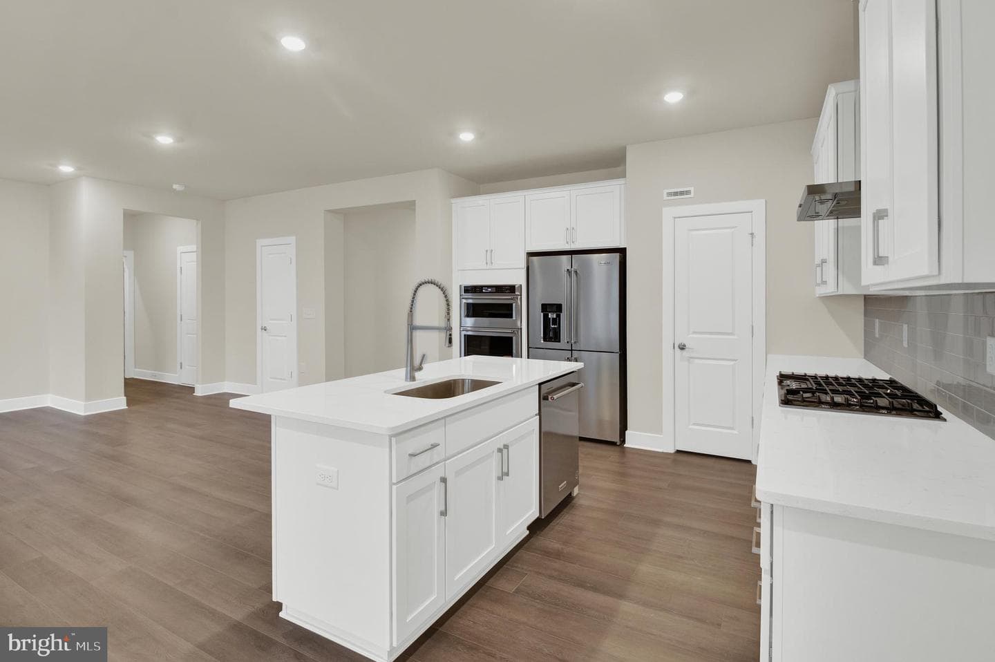 130 Steiner Way photo 10