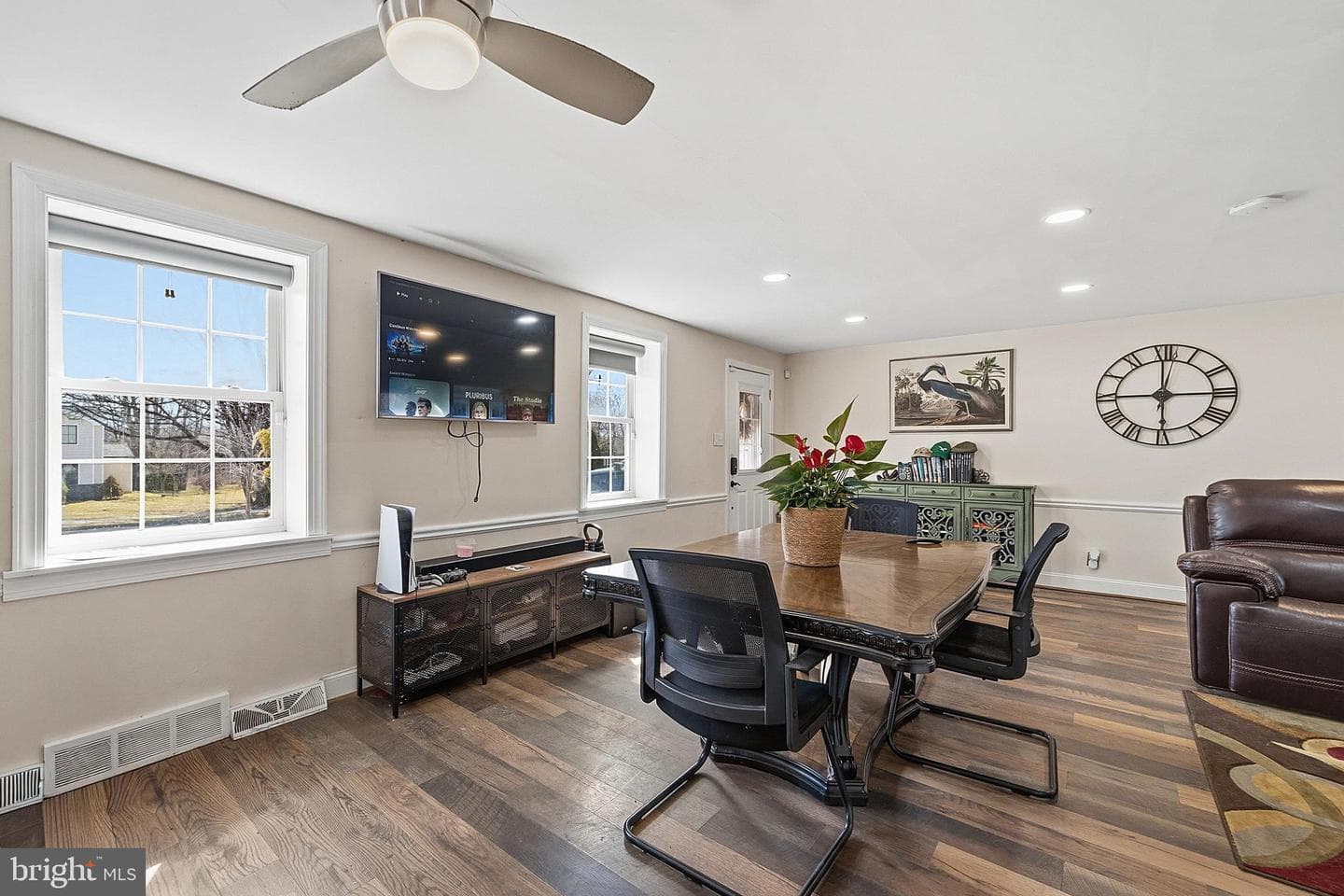310 Greenwood Road photo 6