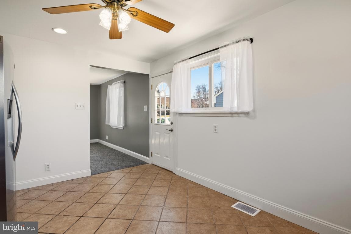 416 Stuart Ln photo 14