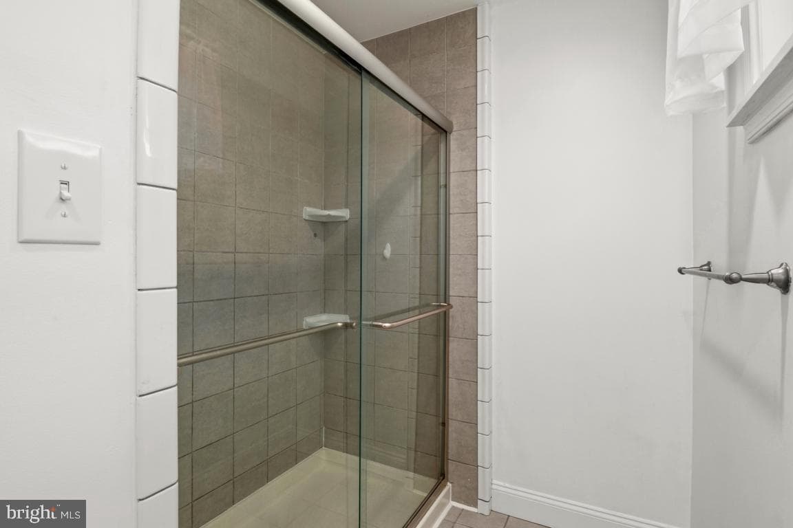 416 Stuart Ln photo 19