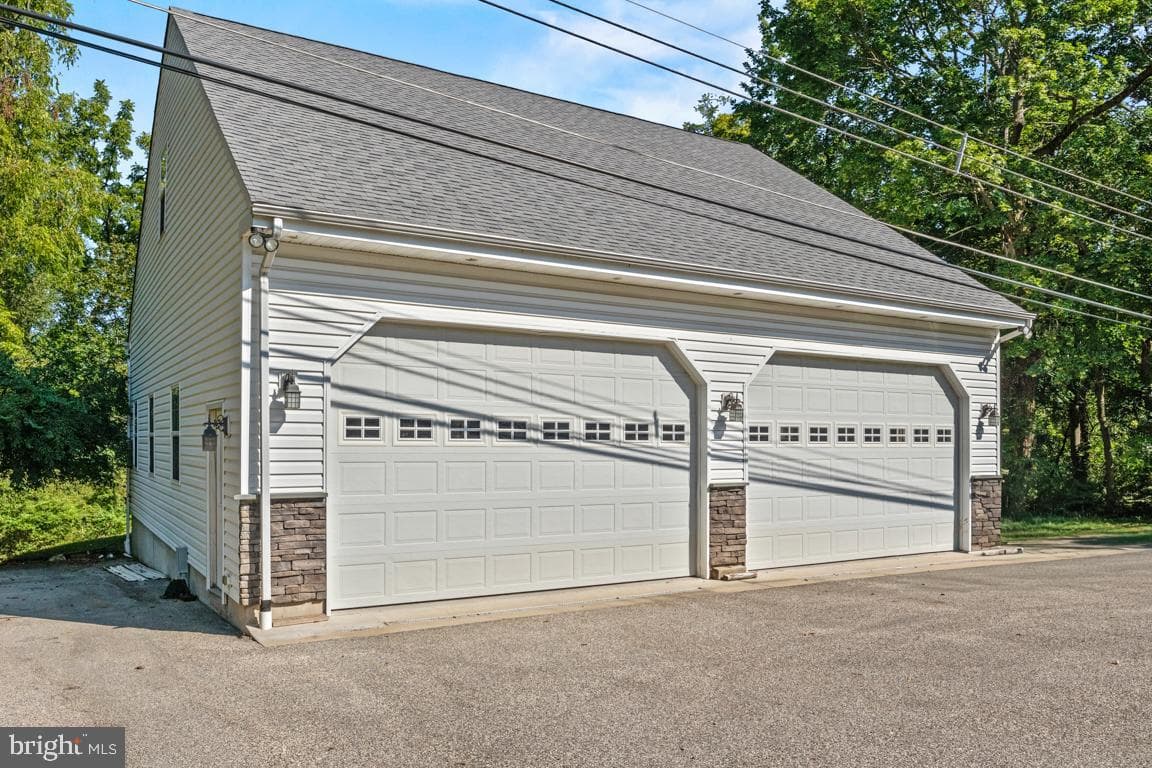 416 Stuart Ln photo 39
