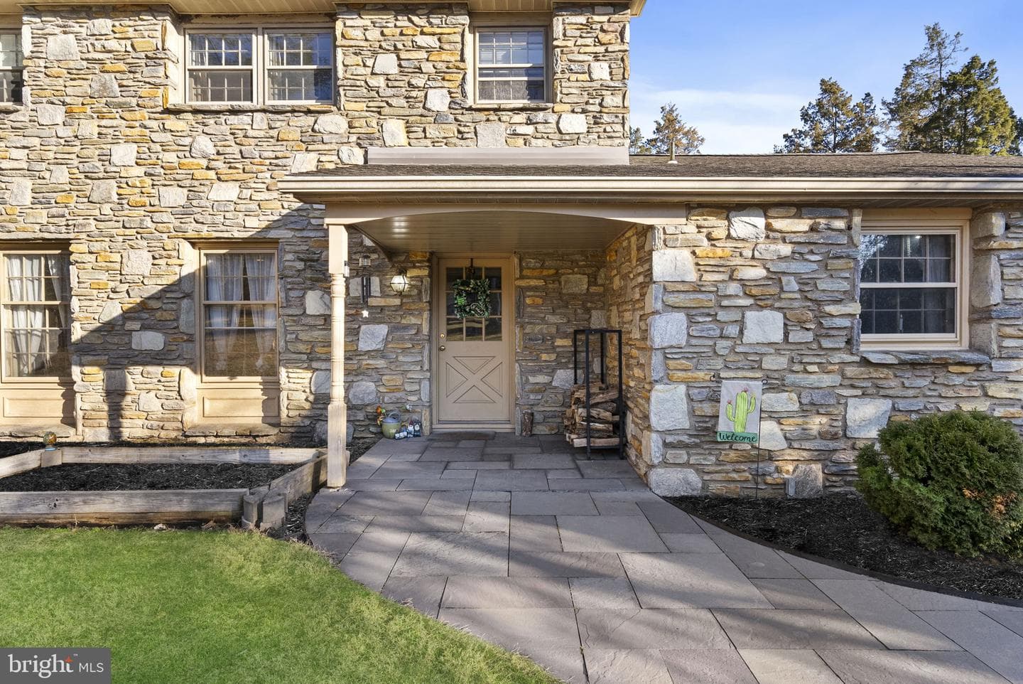 2814 Heather Drive photo 4