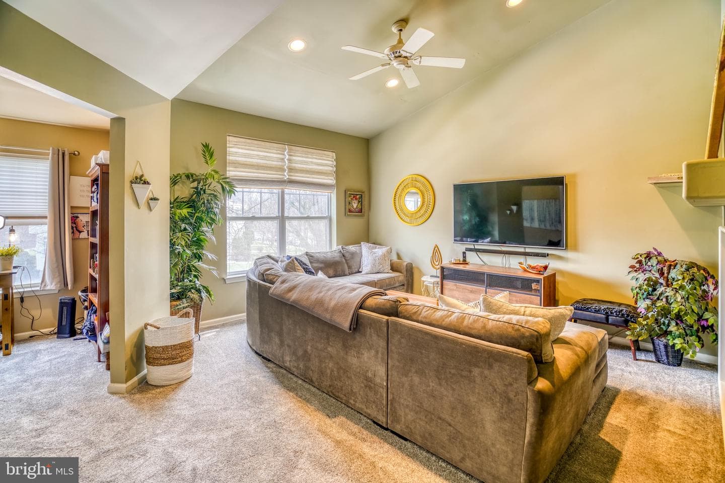 504 Dresher Woods Drive photo 4