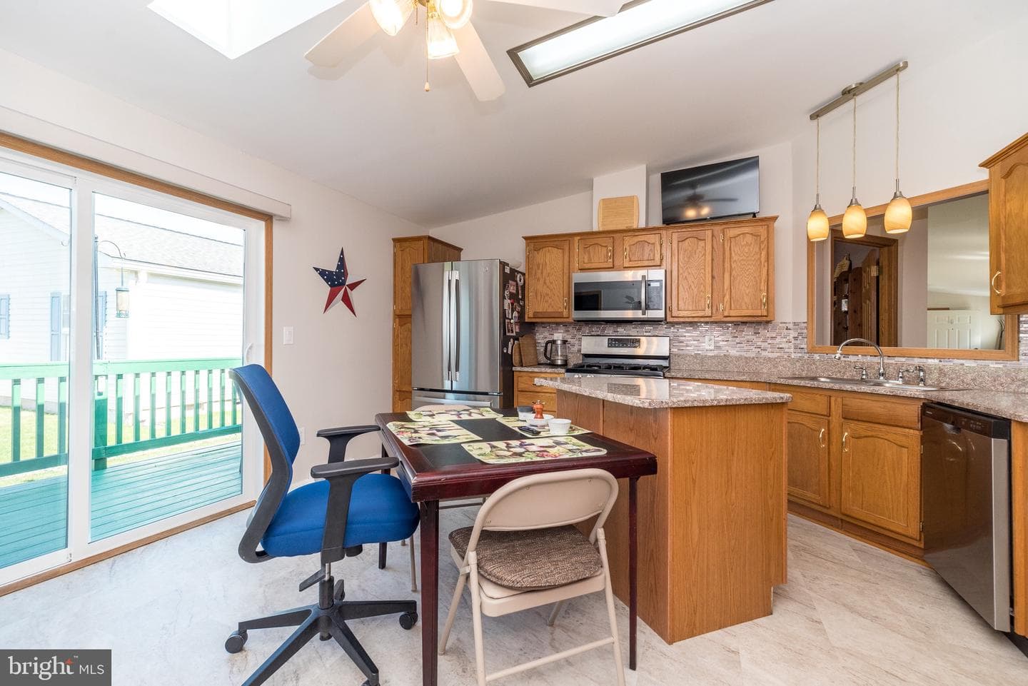 307 Carver Lane photo 19