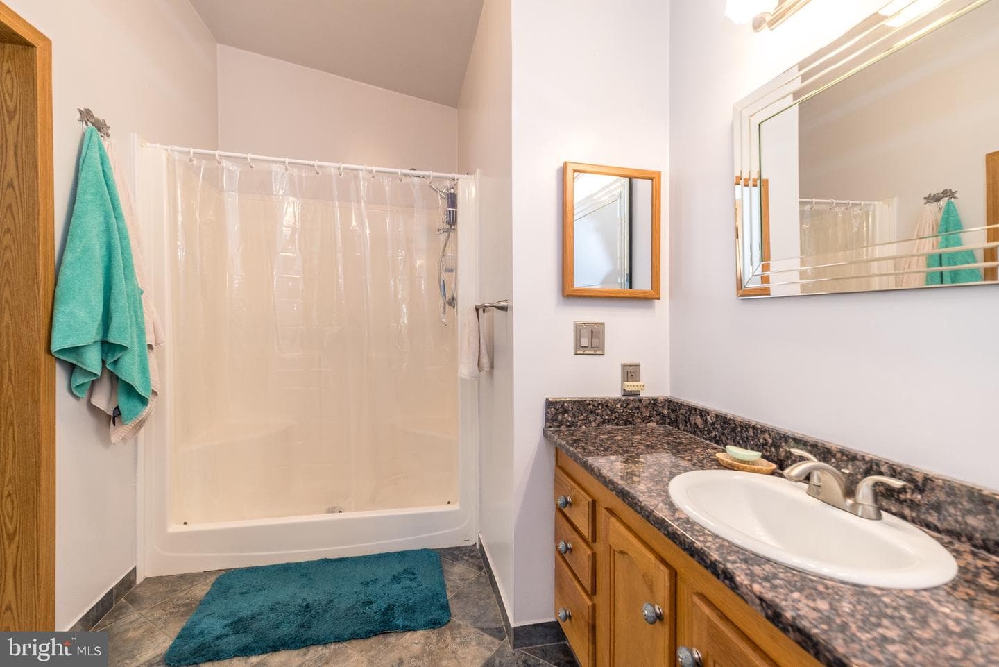 307 Carver Lane photo 23