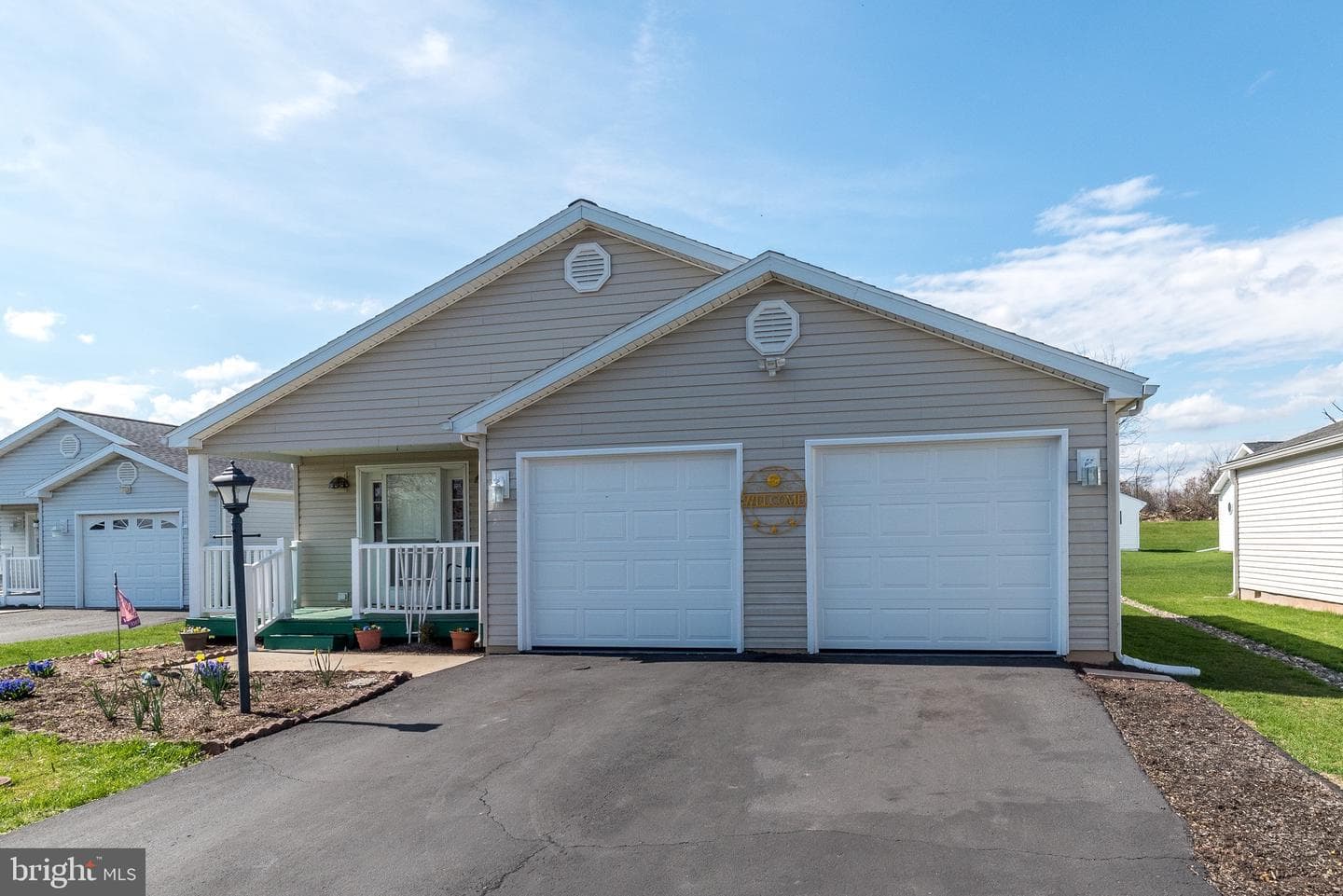 307 Carver Lane photo 4