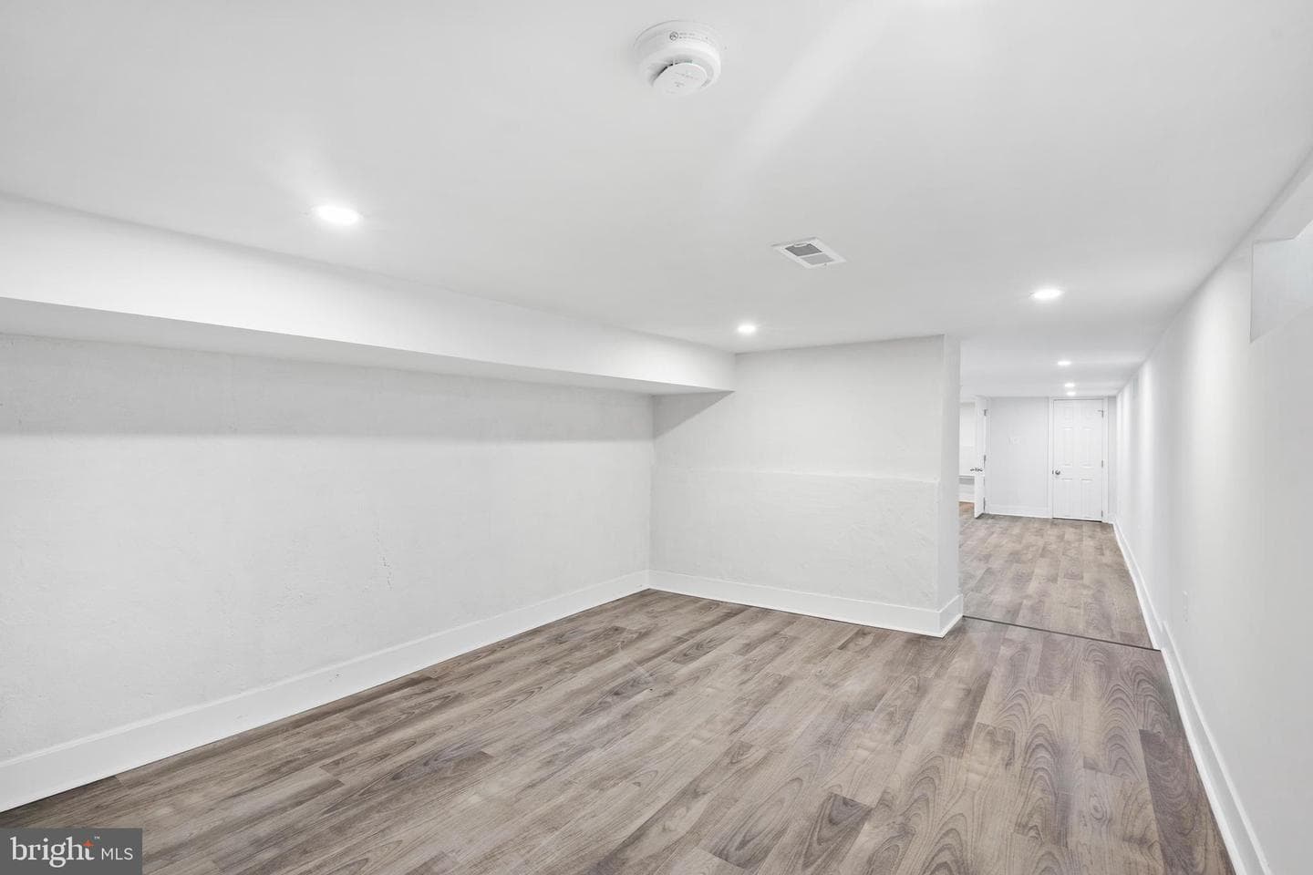 333 E Penn Street photo 21