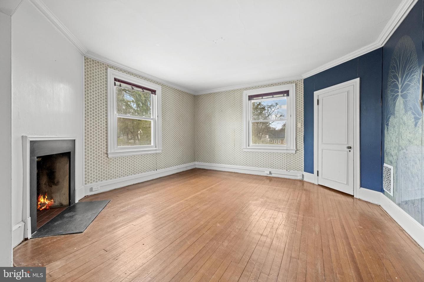111 E Montgomery Avenue photo 33