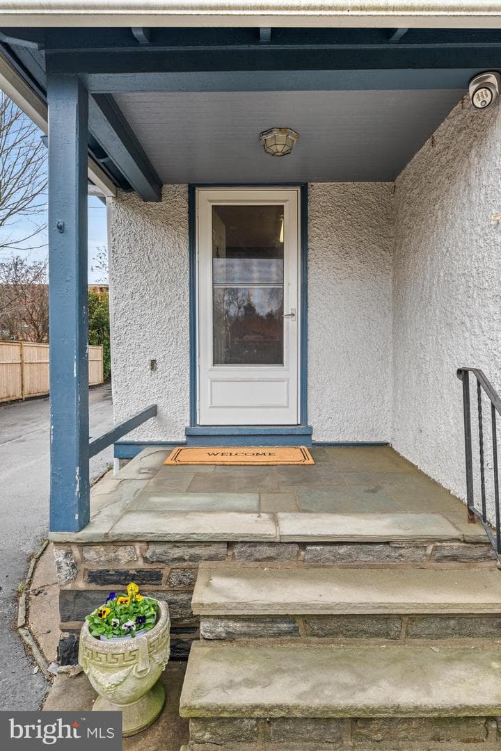 111 E Montgomery Avenue photo 44