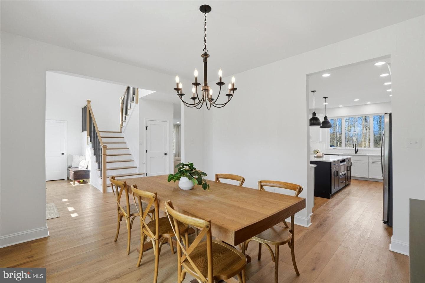 41 S Grange Avenue photo 8