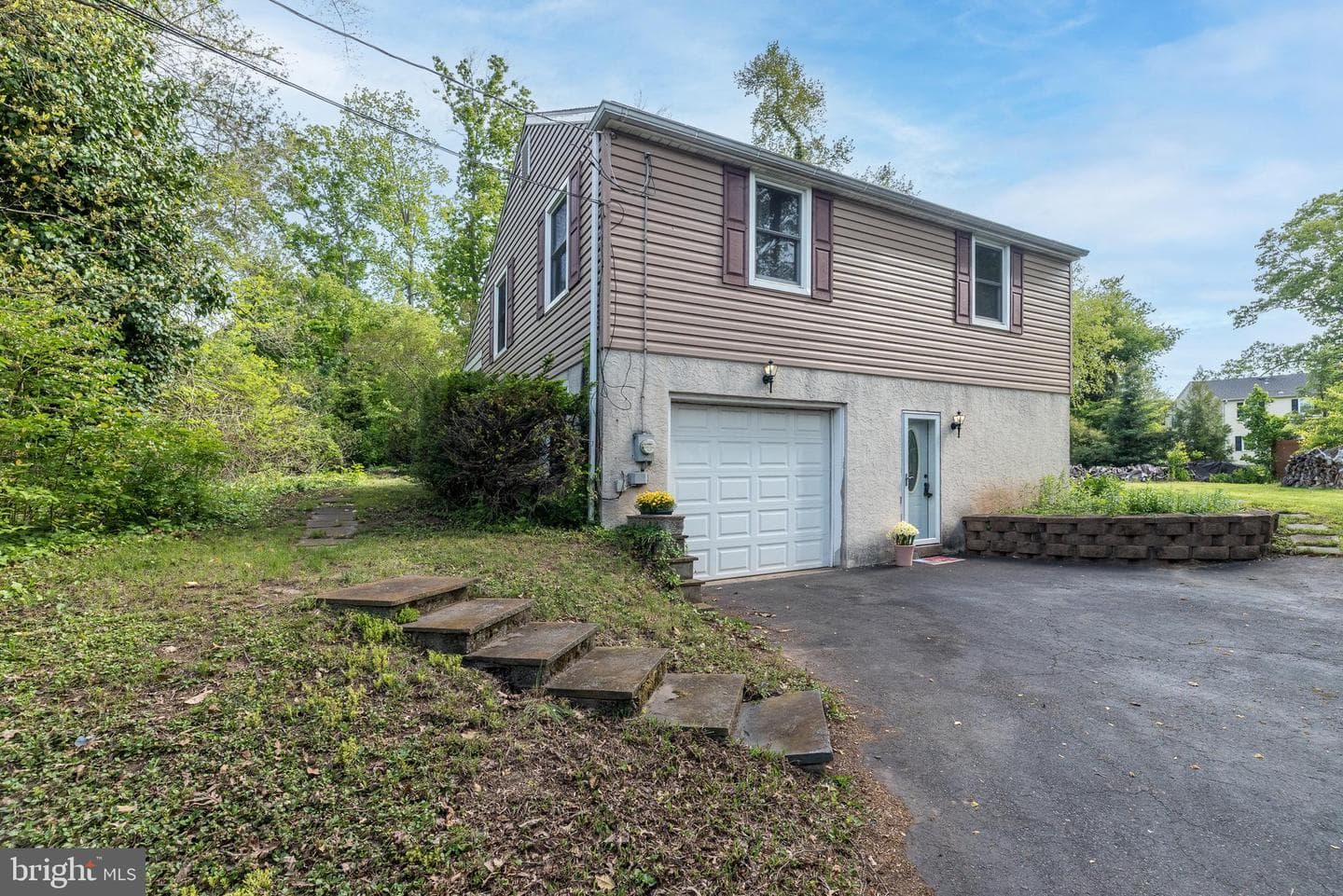 125 N Bethlehem Pike photo 2