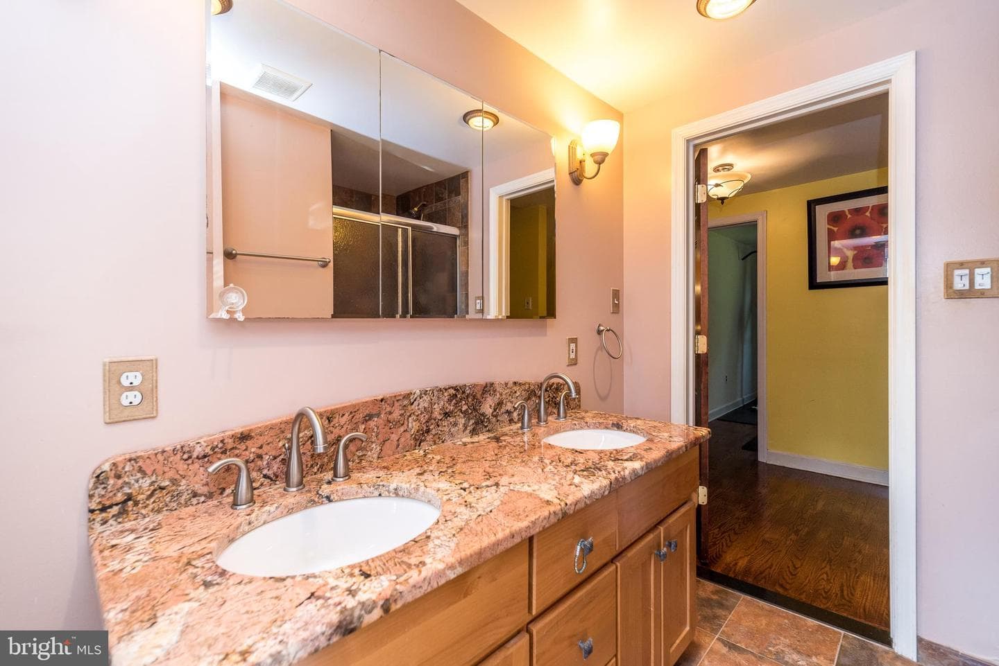 125 N Bethlehem Pike photo 20