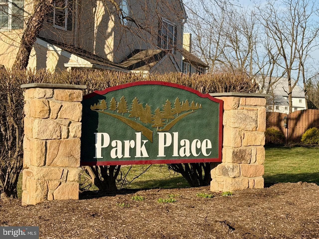 318 Parkview