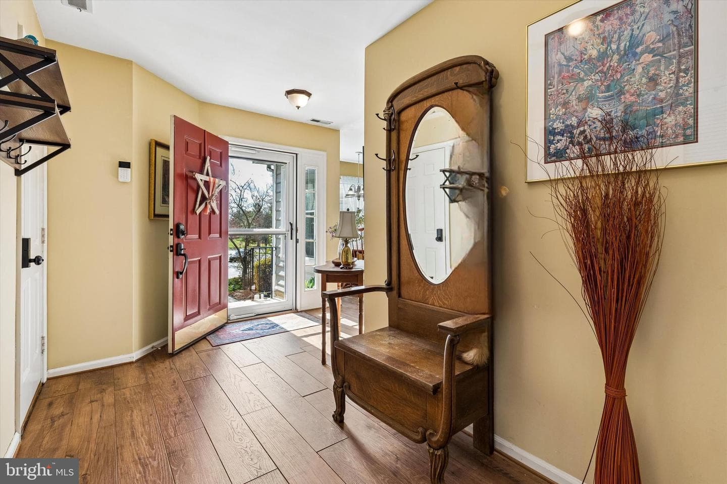 19 Victoria Circle photo 3