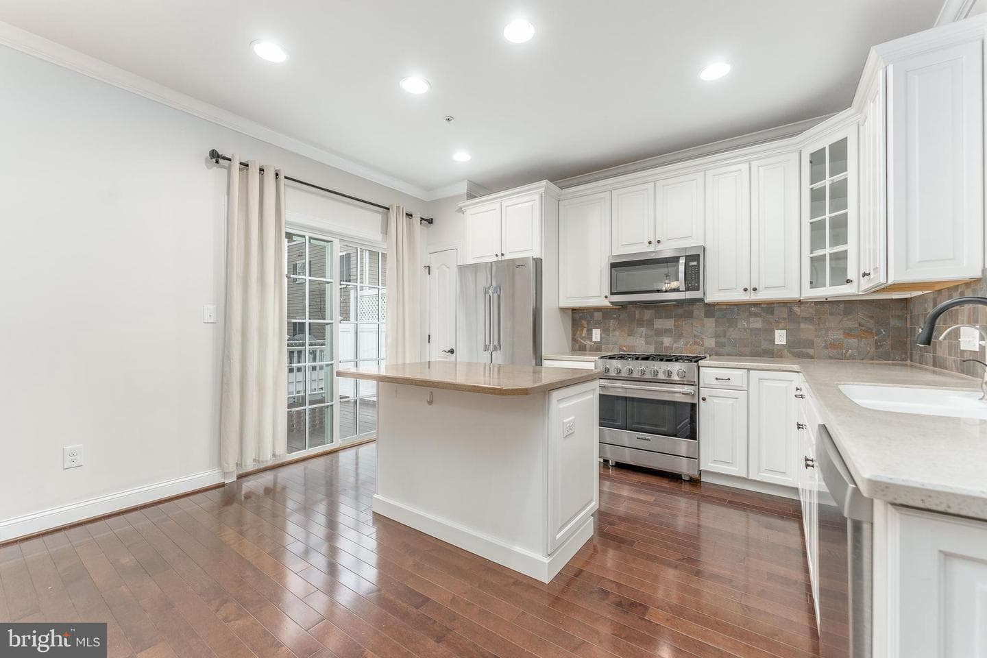 510 Old Lancaster Road photo 10