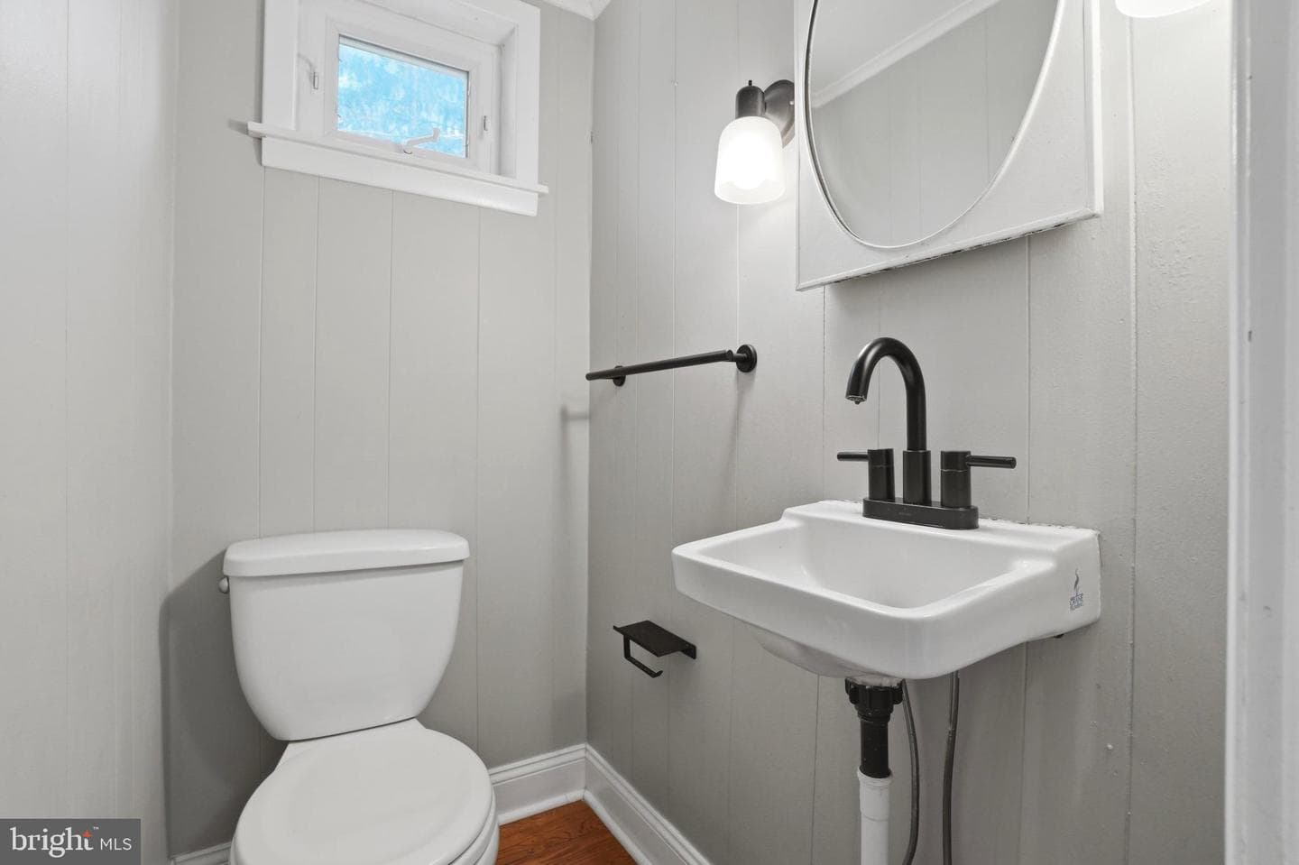 359 Lismore Avenue photo 14