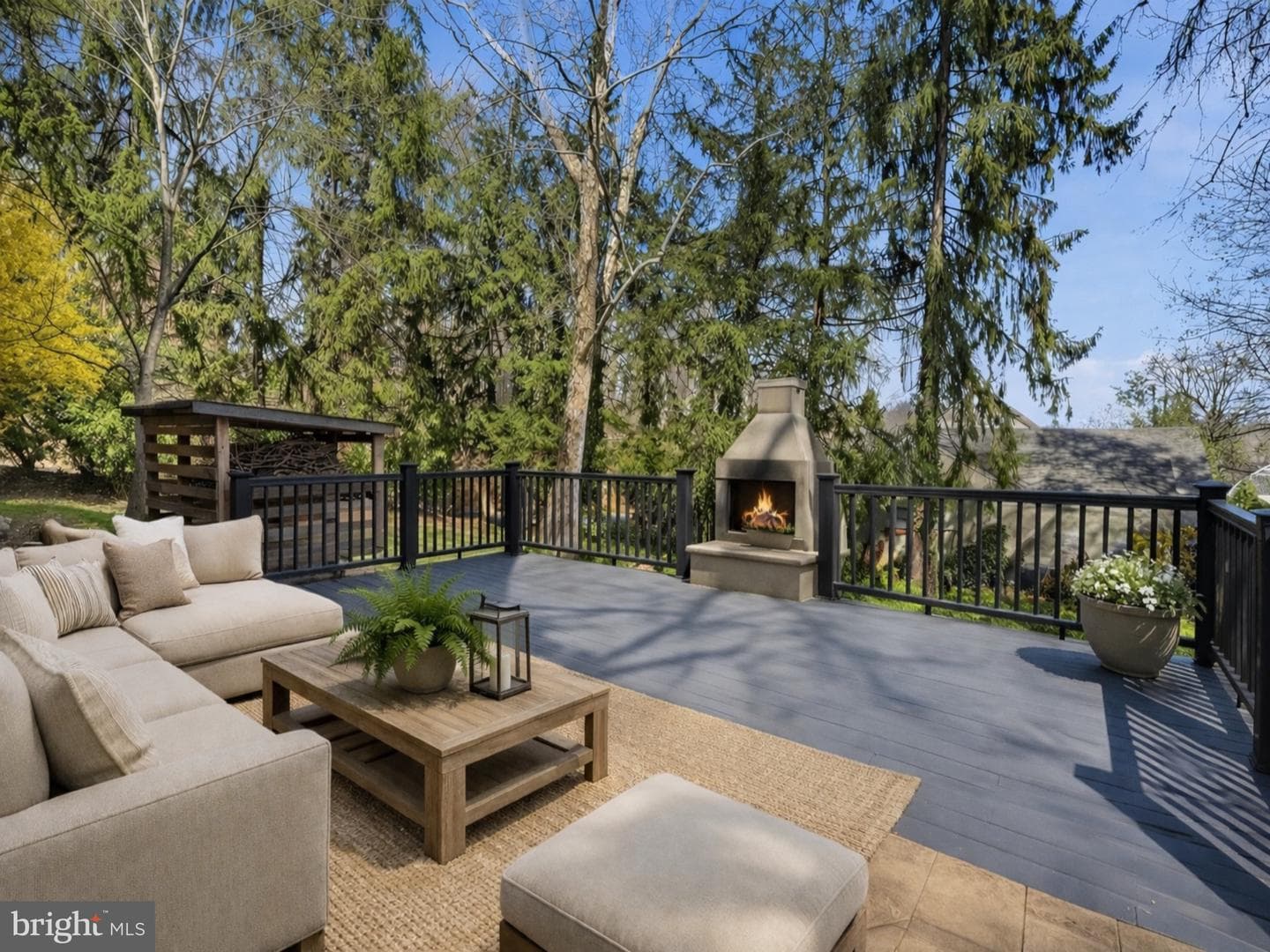 359 Lismore Avenue photo 38