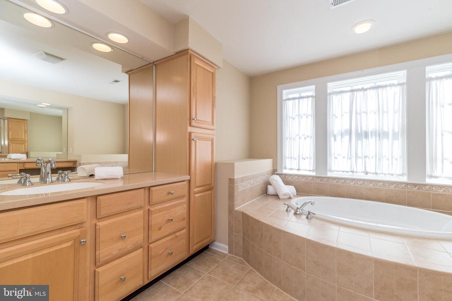 279 Goldenrod Drive photo 30