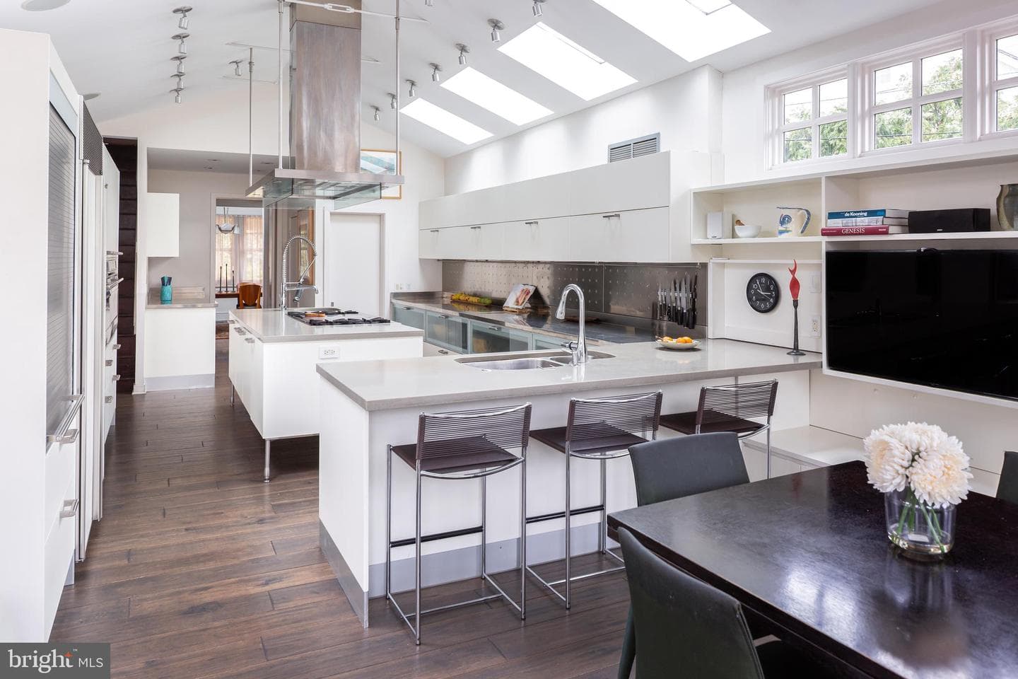 210 Kent Road photo 23
