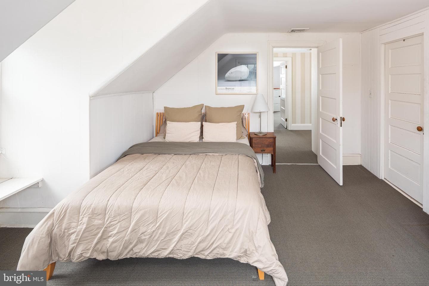 210 Kent Road photo 55
