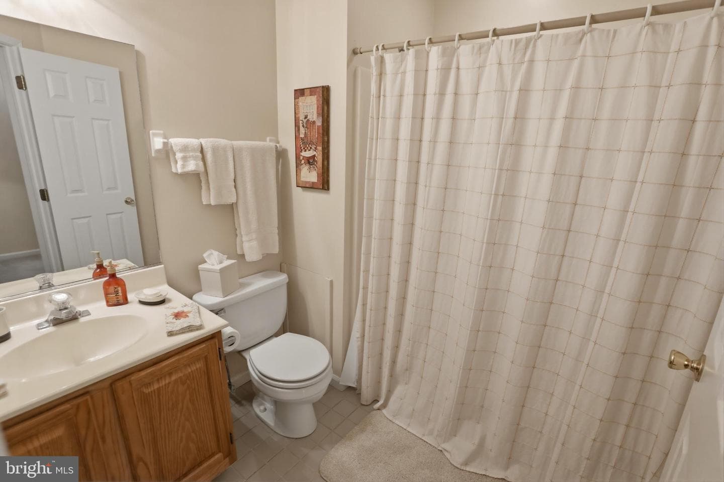 33 Stafford Square photo 35