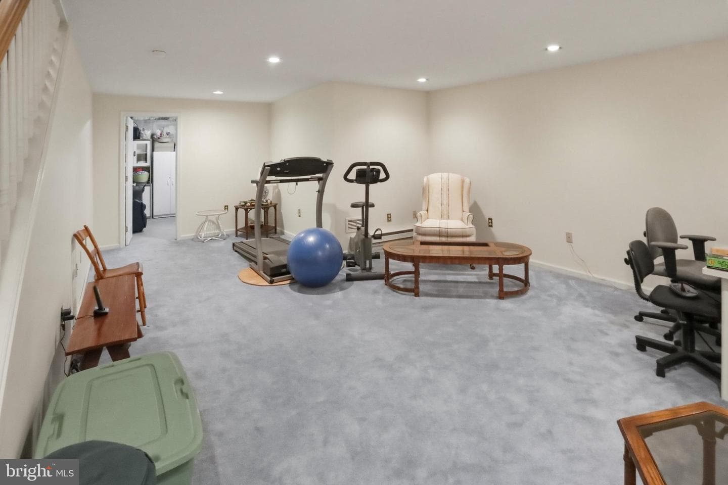 33 Stafford Square photo 37