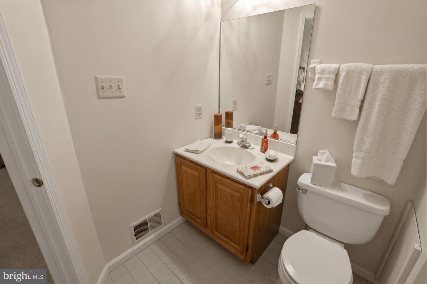 33 Stafford Square photo 55