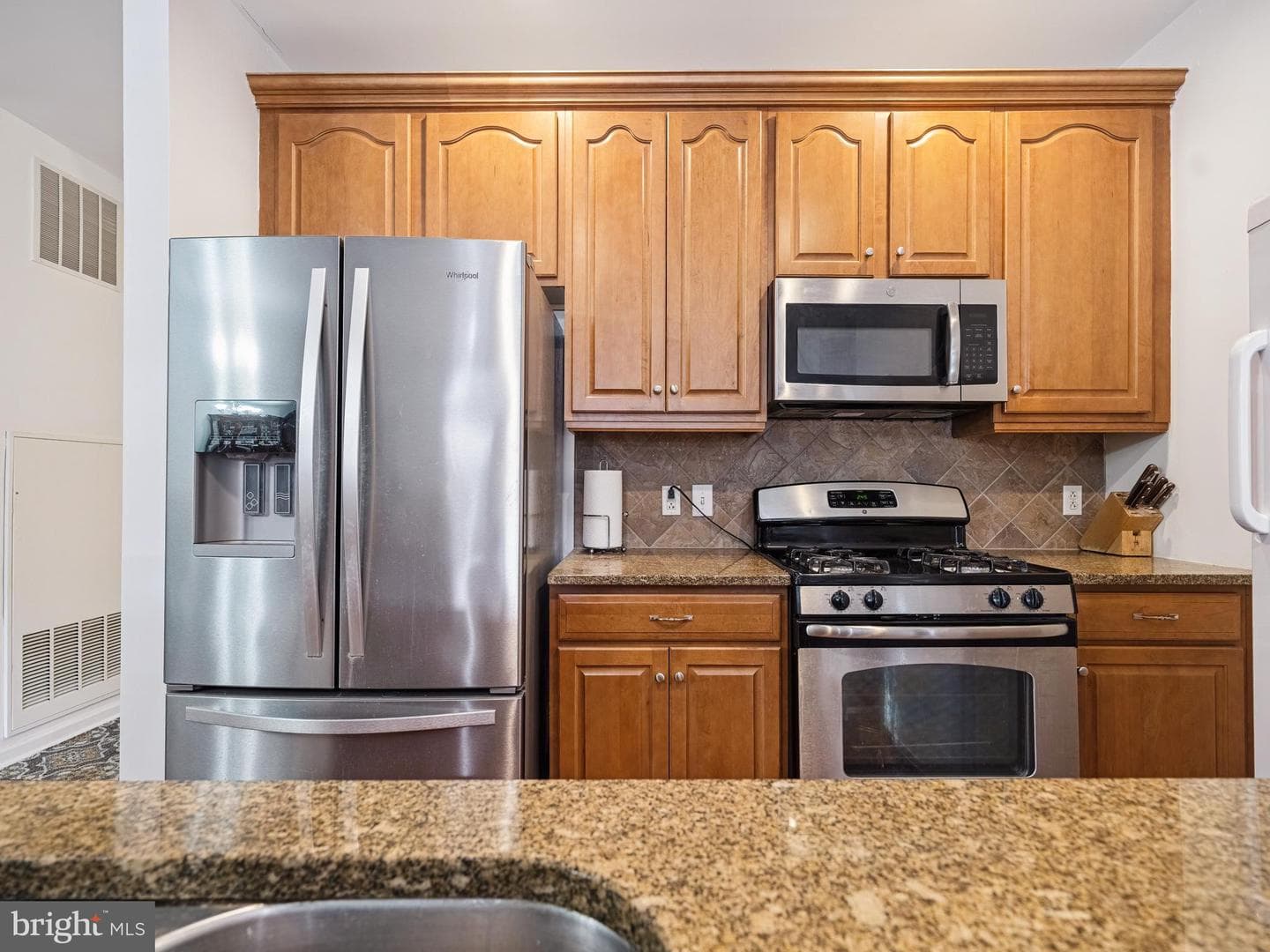 327 Carson Terrace #327 photo 10
