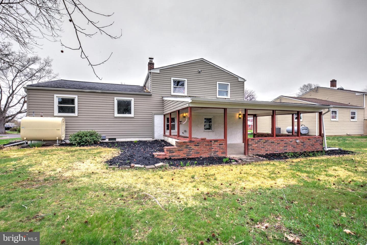 1118 Emerald Avenue photo 38