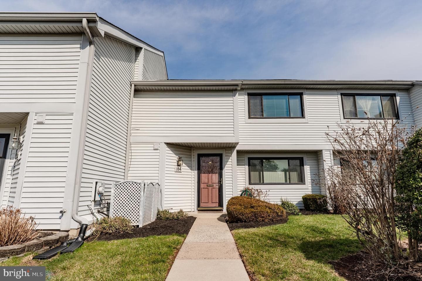 104 Revere Drive photo 2