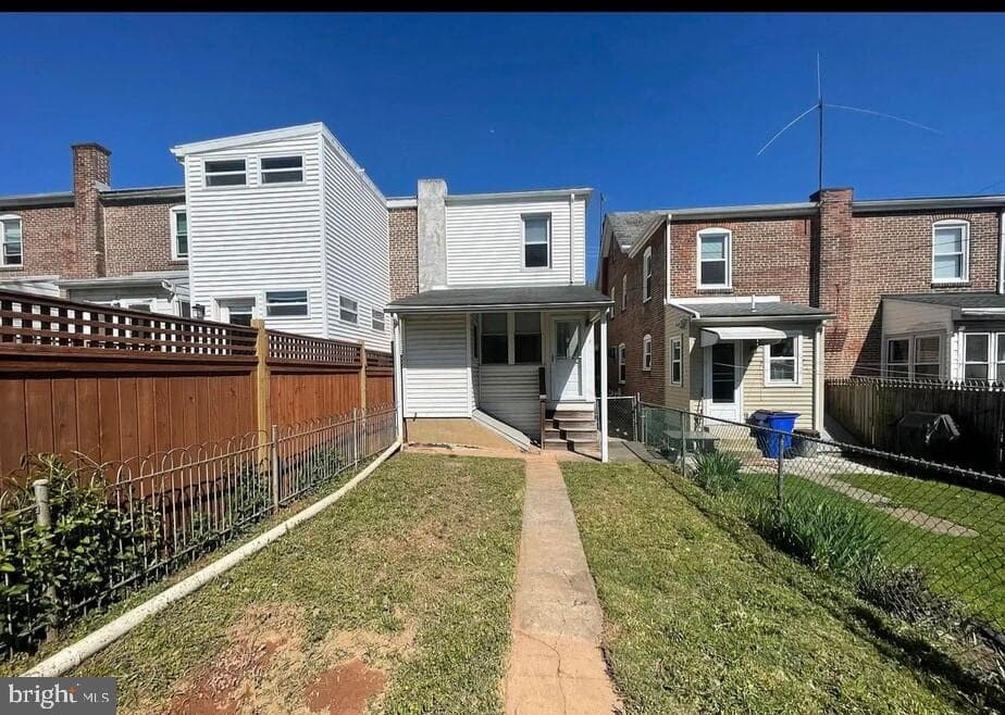 55 Edgewood Street photo 3