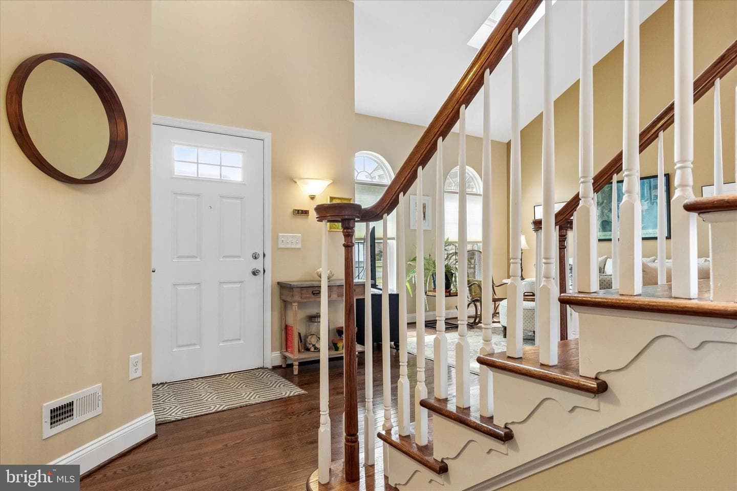 106 Shire Drive photo 3