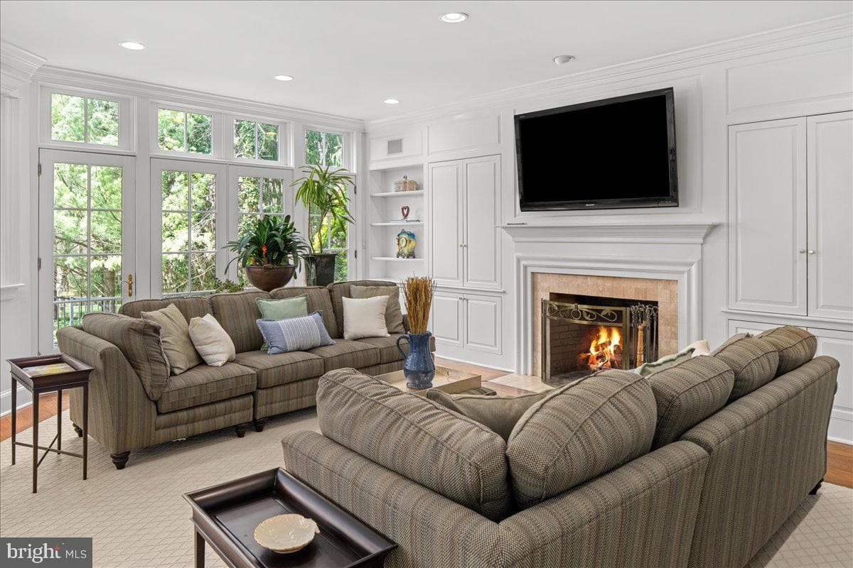840 Harriton Road photo 11