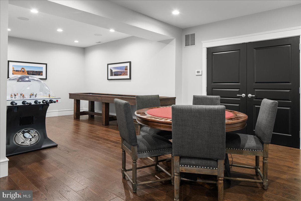 840 Harriton Road photo 27
