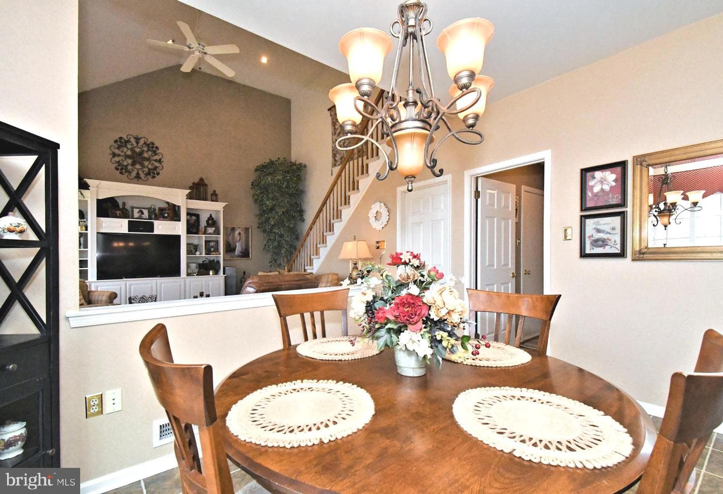 115 Hanover Avenue photo 24