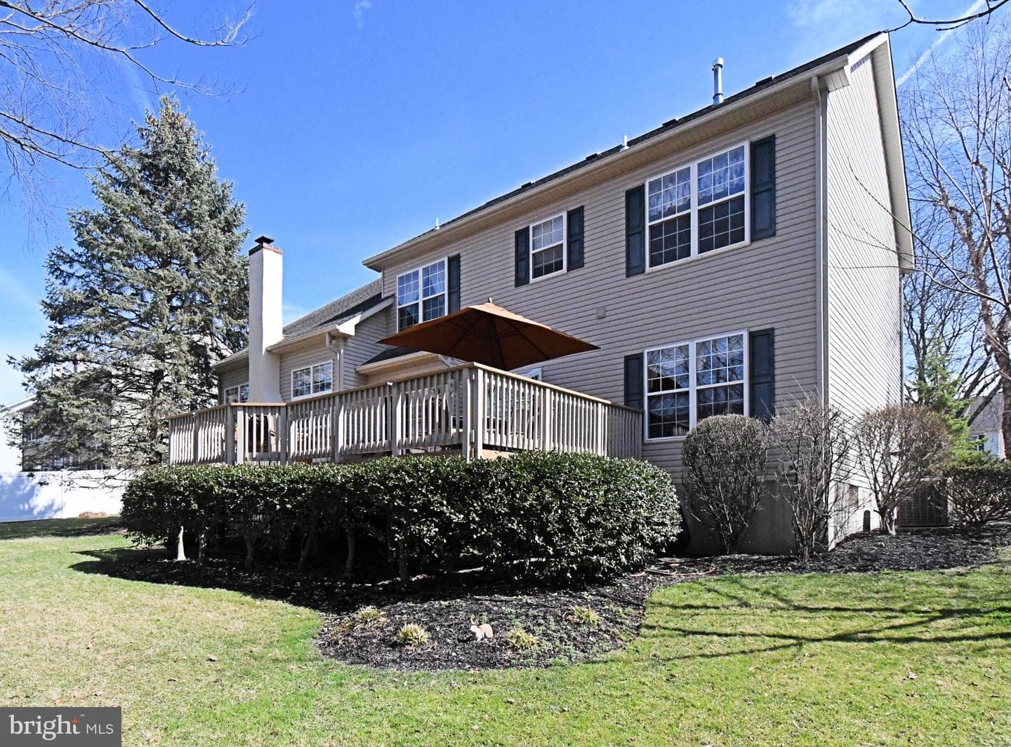 115 Hanover Avenue photo 83