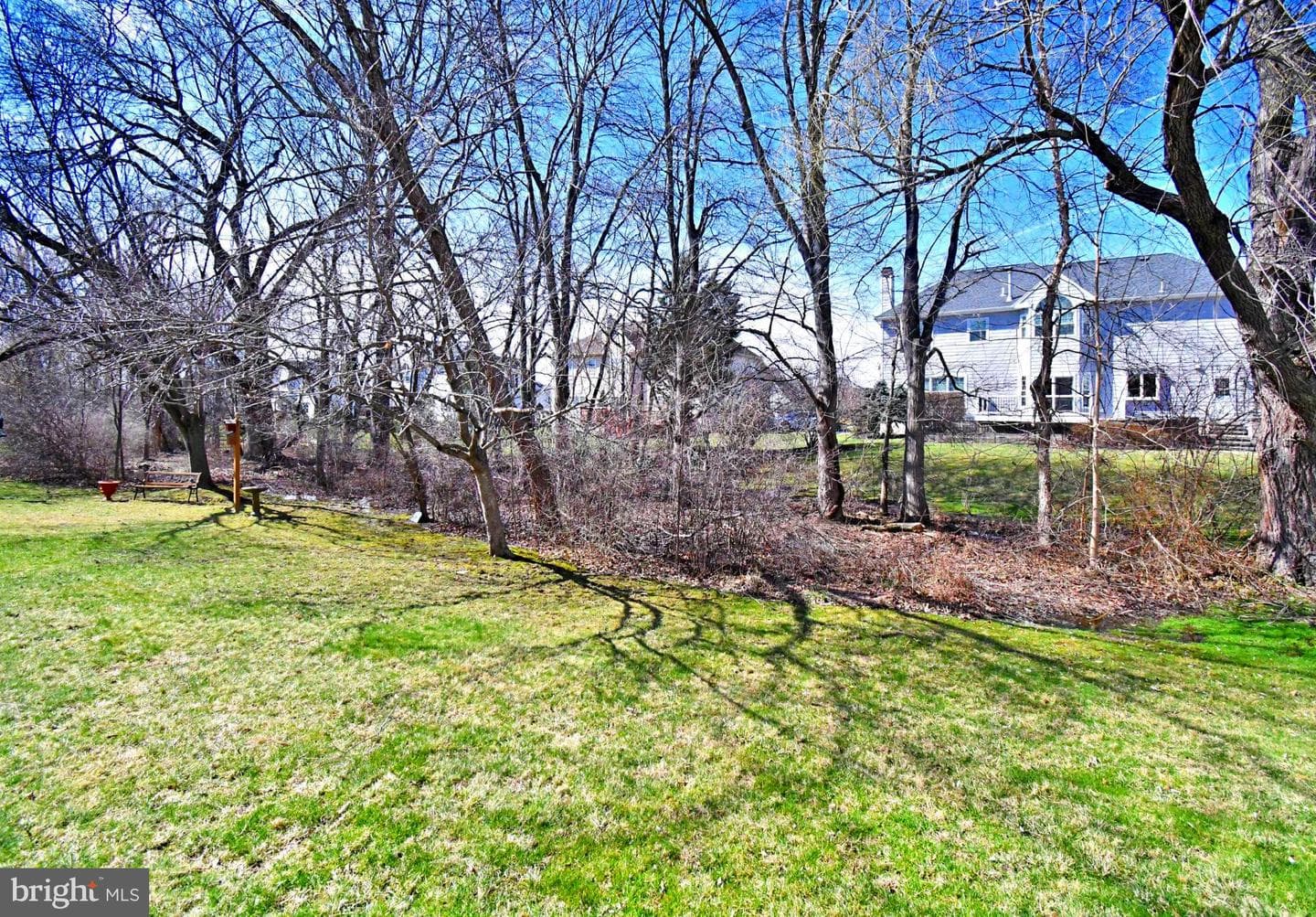 115 Hanover Avenue photo 85