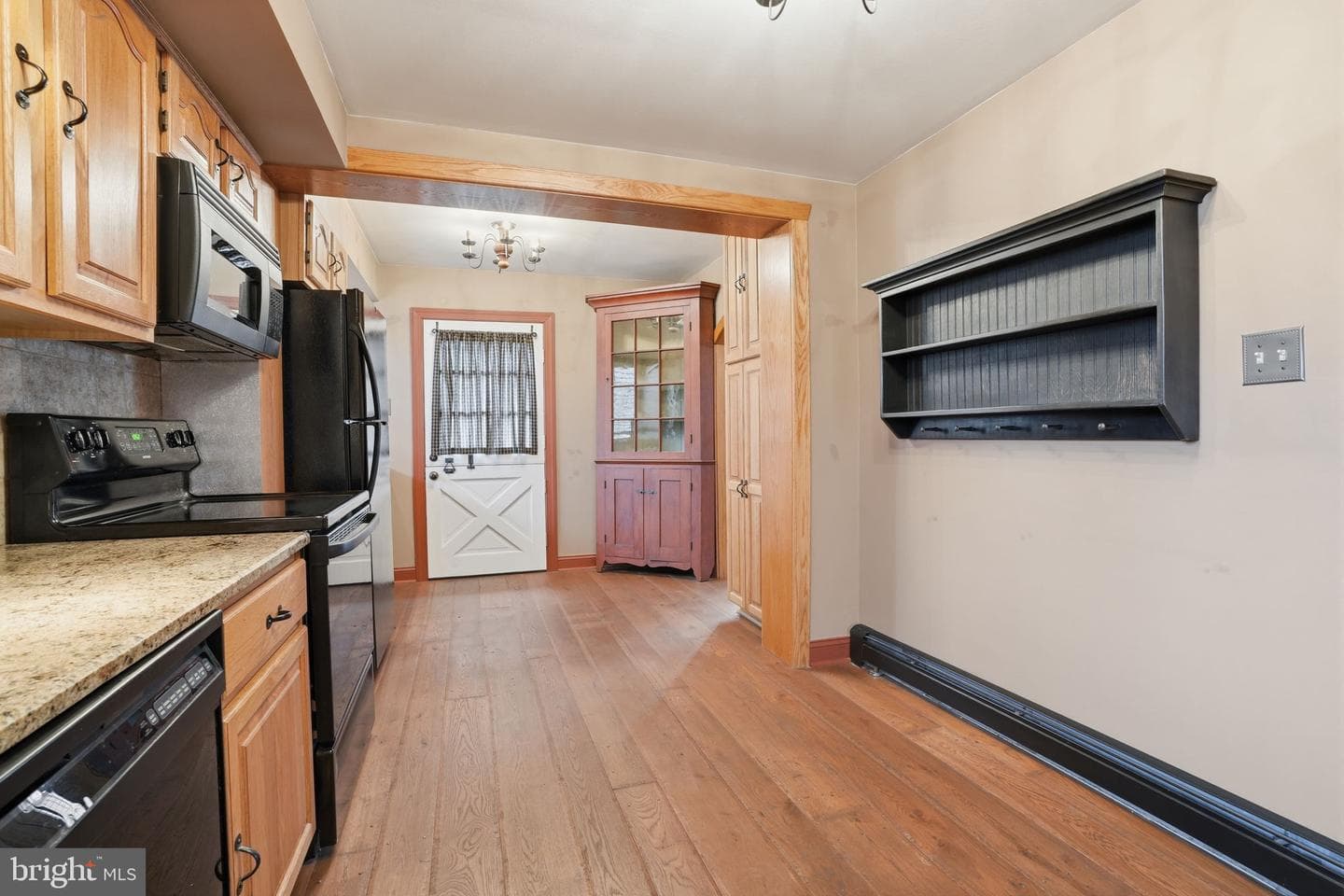 1514 Maple Avenue photo 13