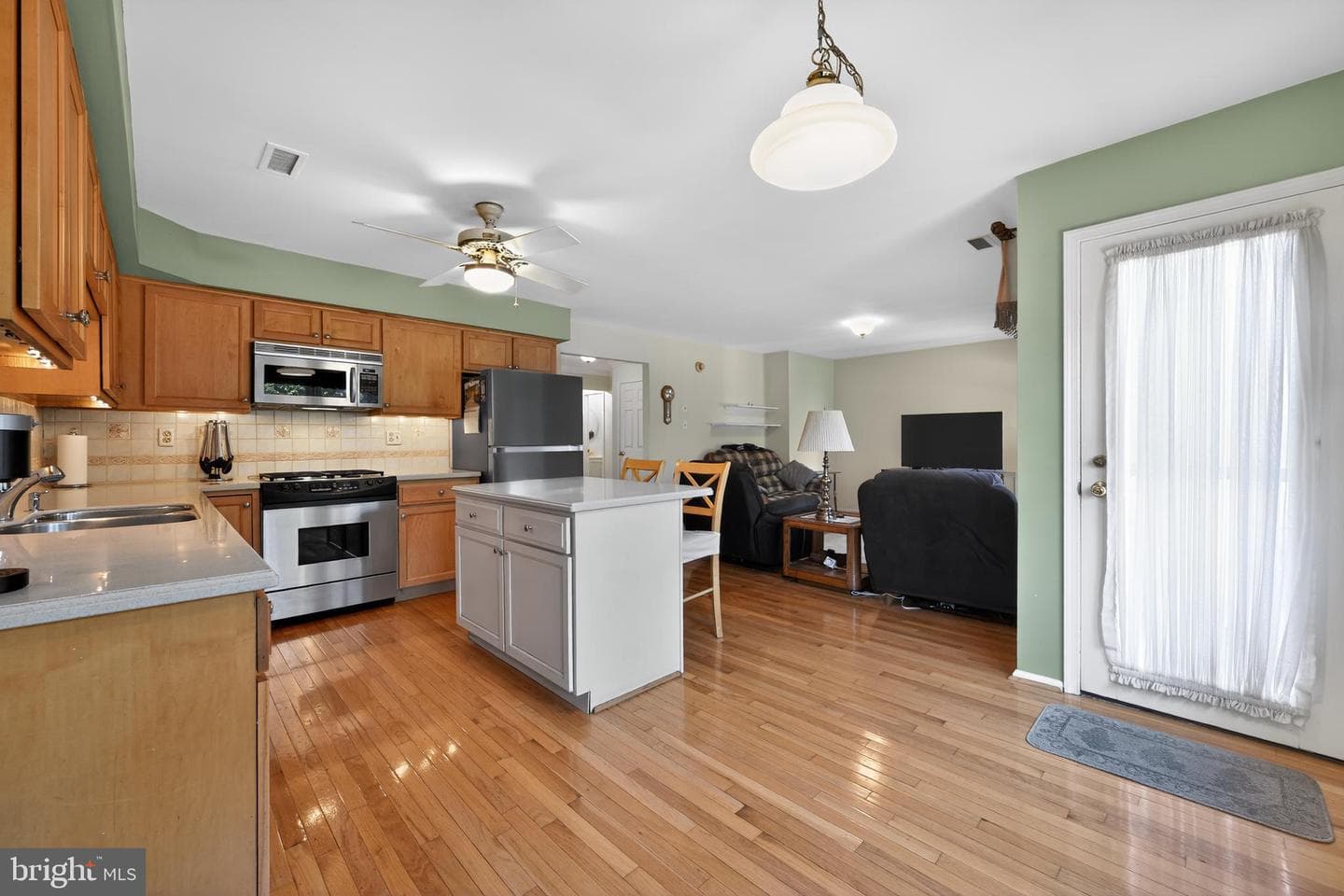 62 Harlow Circle photo 11