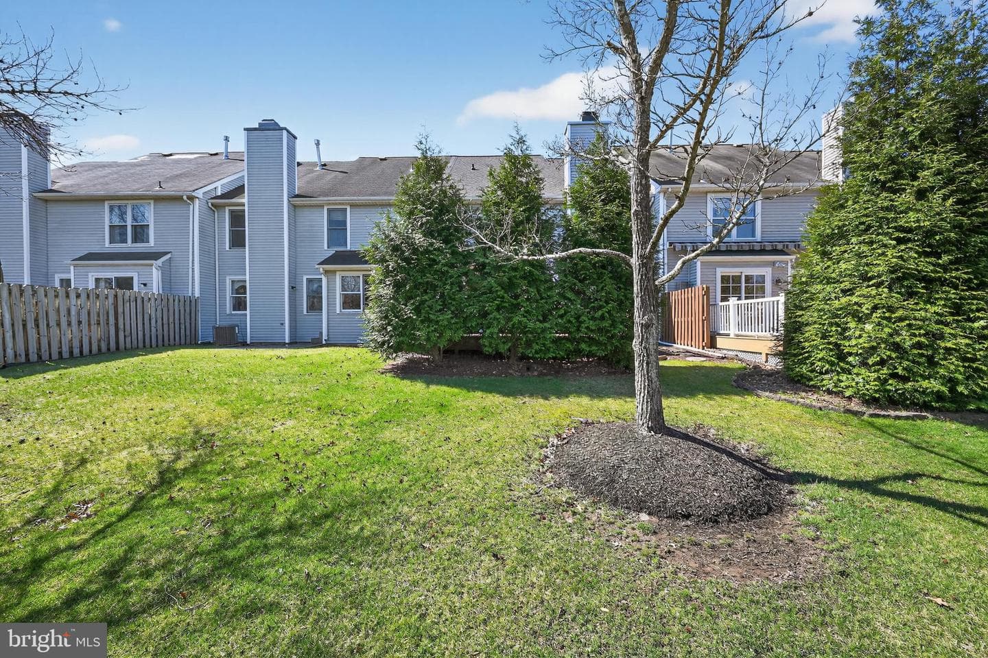 62 Harlow Circle photo 2