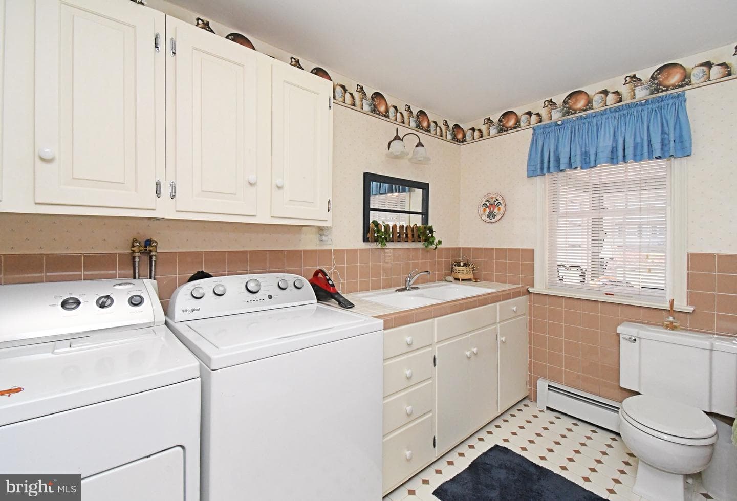 227 W Reliance Road photo 36