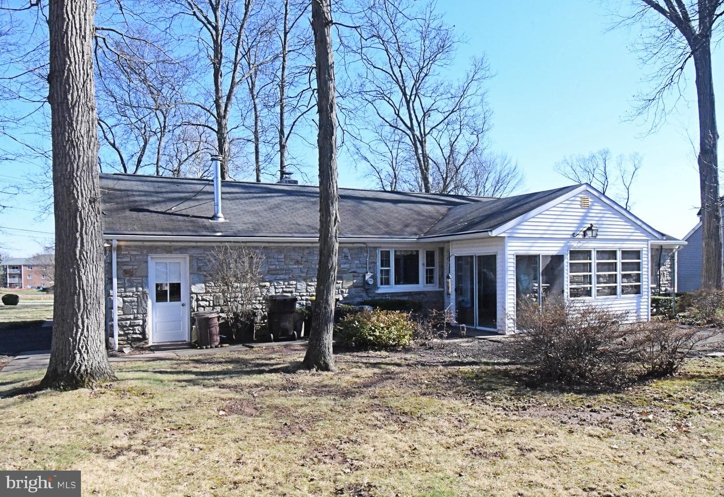 227 W Reliance Road photo 52