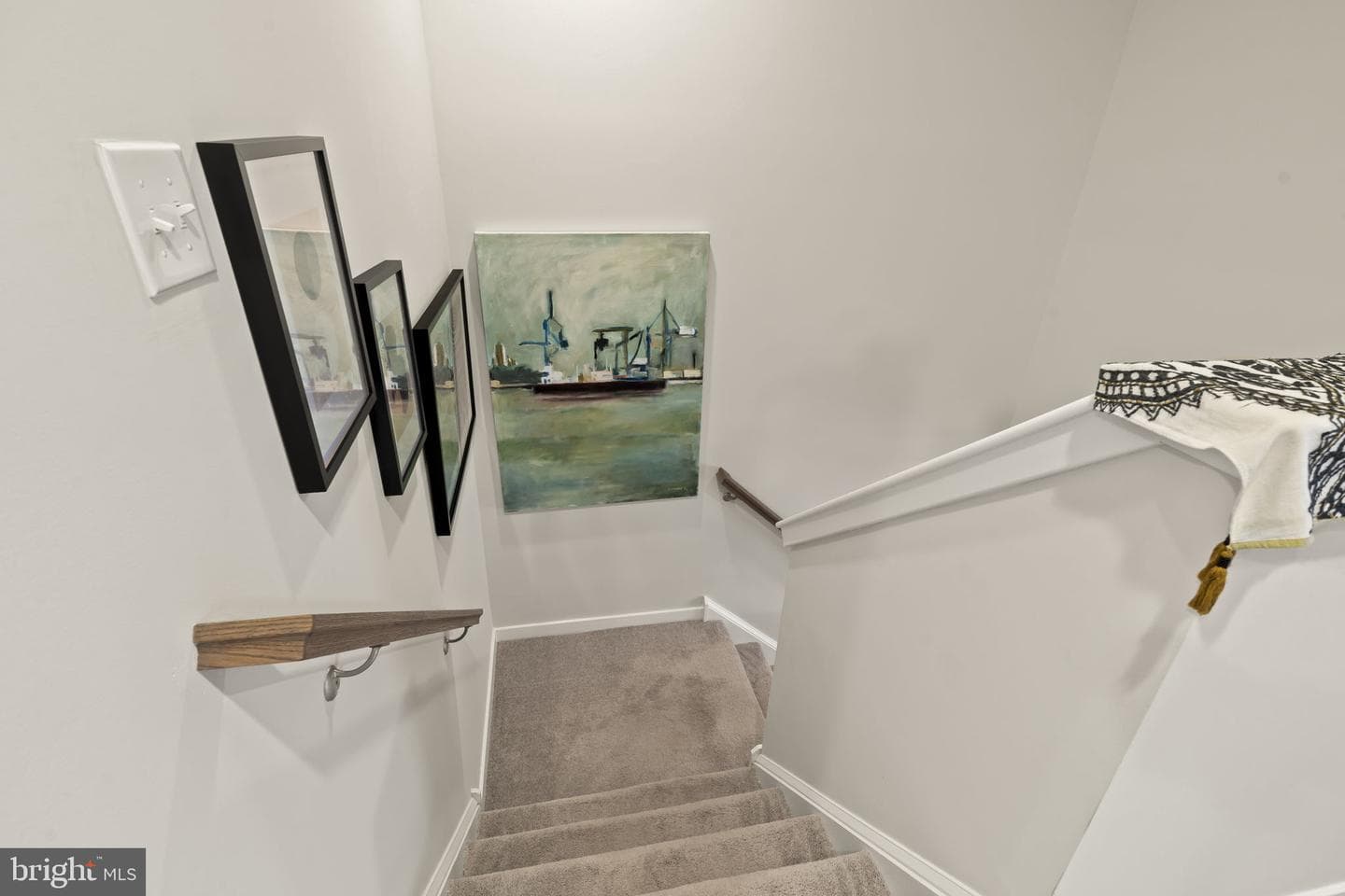 3 Continental Way photo 28