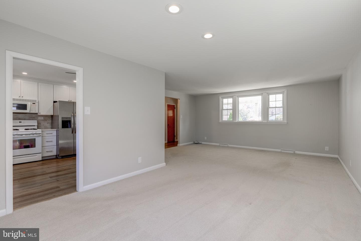 1509 E Pleasant Avenue photo 13