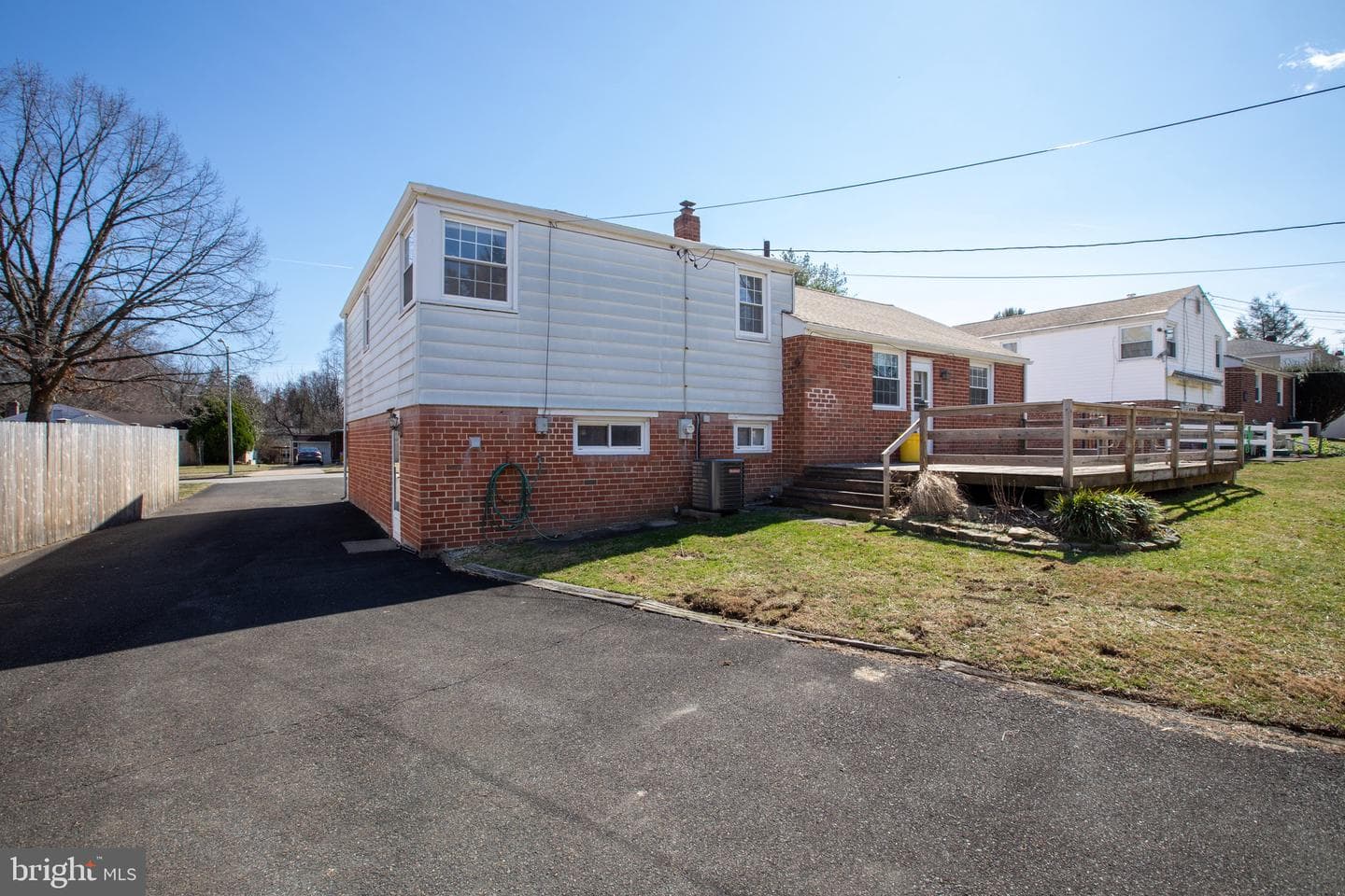 1509 E Pleasant Avenue photo 43