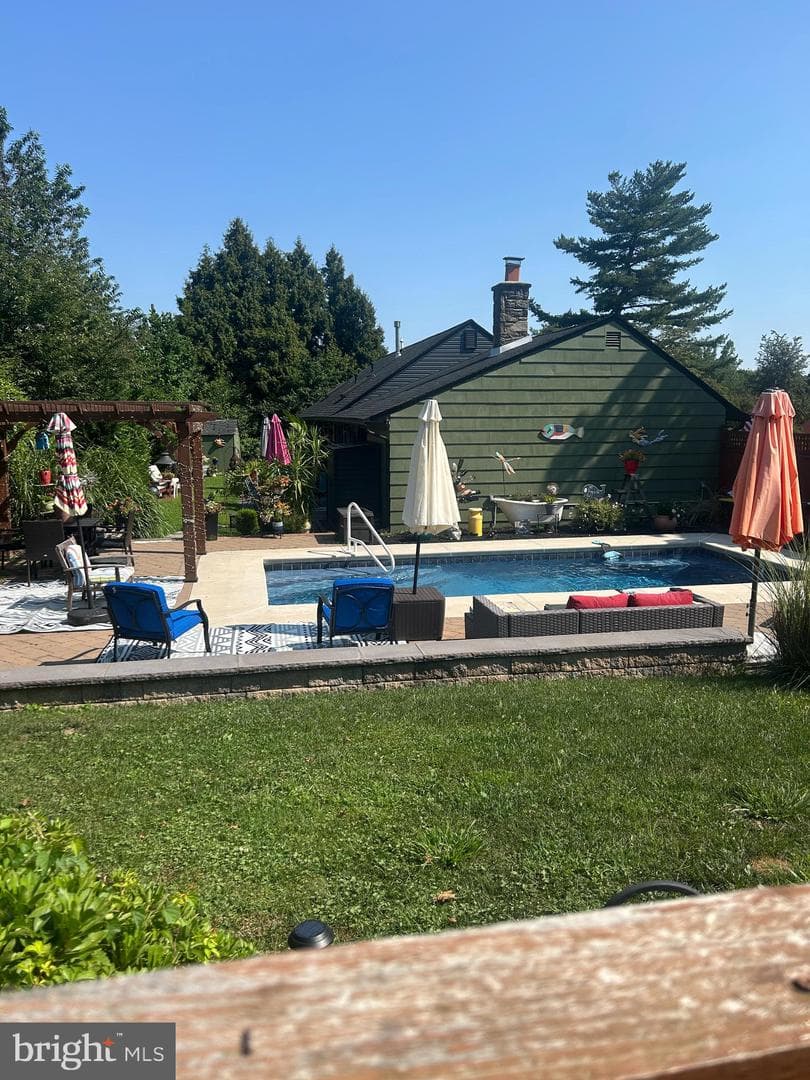 833 Norfolk Road photo 35