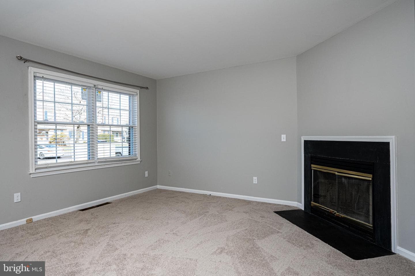1146 Valley Stream Drive photo 13